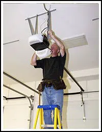 United Garage Door Service North Chelmsford, MA 978-312-3216